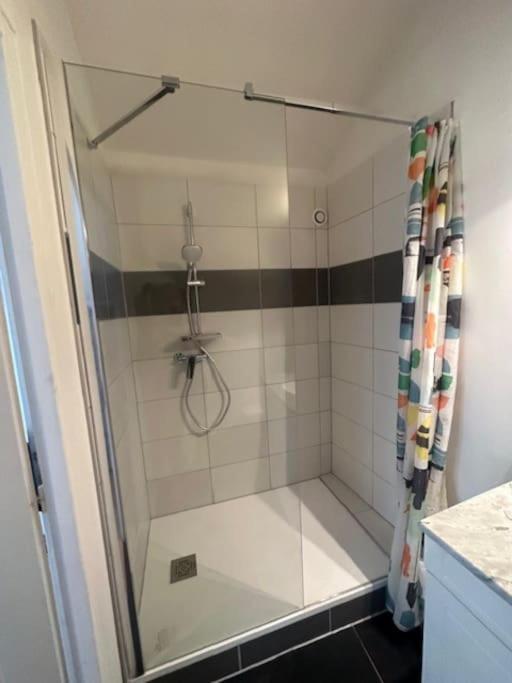 Petit Loft Centre Historique Proche Gare Tgv Apartment
